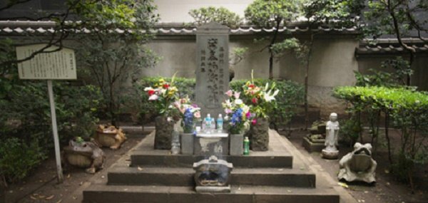 Khám phá ngôi mộ hàng nghìn năm tuổi mang lời nguyền tàn độc 'mạo phạm là chết'