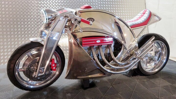 Môtô sử dụng động cơ siêu xe giá 135.000 USD