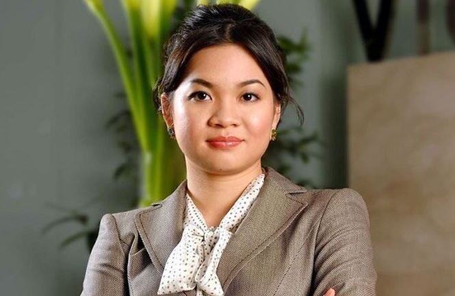 Bán rẻ cổ phiếu, bà Nguyễn Thanh Phượng đang toan tính điều gì?