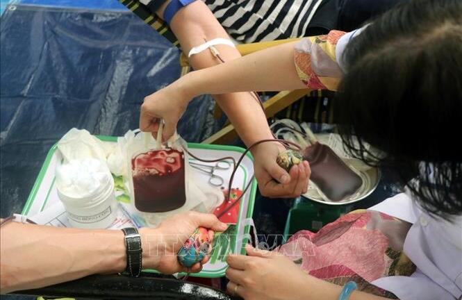 Bệnh viện Việt Đức khẳng định không có hiện tượng 'cò' máu