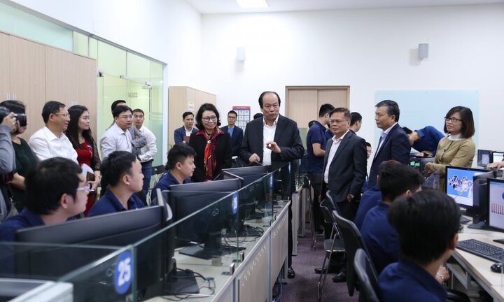 Bộ trưởng, Chủ nhiệm Văn phòng Chính phủ Mai Tiến Dũng: 'Ngành BHXH tiếp tục triển khai 5 nhiệm vụ quan trọng'