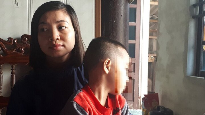 Cô giáo chủ nhiệm ép học sinh lớp 1 xuống học mầm non vì chậm tiến