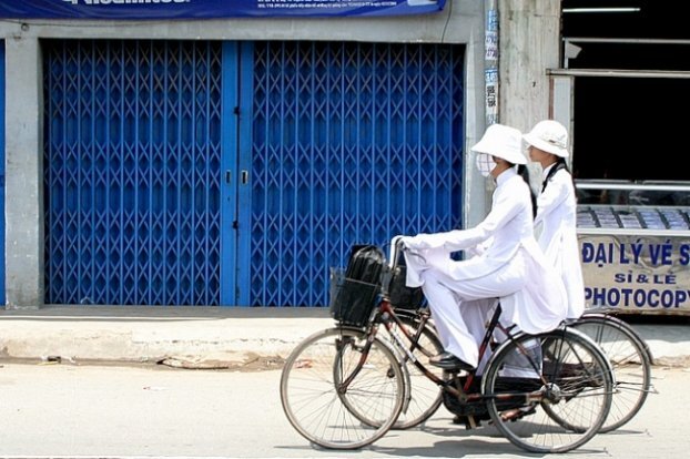 Ảnh: Đồng phục học sinh Việt Nam cùng 14 nước trên thế giới