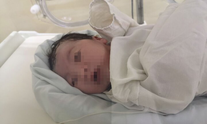 Cuộc chạy đua cứu sống thai nhi bị bỏ rơi của những người 'điên'