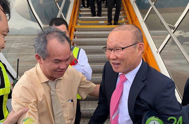 Việt Nam vô địch AFF Cup, HLV Park Hang Seo tìm gặp tri ân bầu Đức