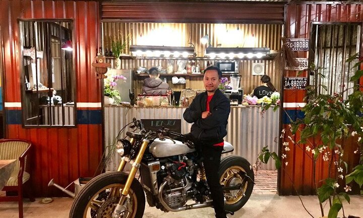 Rapper Đinh Tiến Đạt - tay chơi xe cổ thực thụ tại Việt Nam