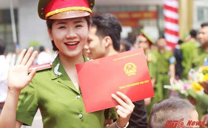 Hot girl Cảnh sát trong 'Chạm tay vào nỗi nhớ' khoe nụ cười tỏa nắng
