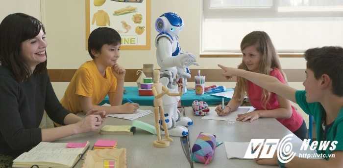 Robot giúp trẻ em phát âm tiếng Anh chuẩn như người bản ngữ