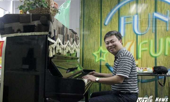 Gặp giảng viên trẻ đa tài giành giải thưởng 'Best Professor'