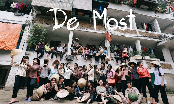 Ảnh kỷ yếu thời bao cấp của học sinh Nghệ An gây 'sốt'