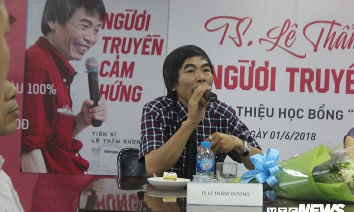 TS Lê Thẩm Dương: 'Cảm xúc là kẻ thù số một của thành công'