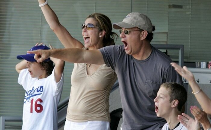 5 bí quyết 'giữ lửa' hạnh phúc vợ chồng của tài tử Tom Hanks