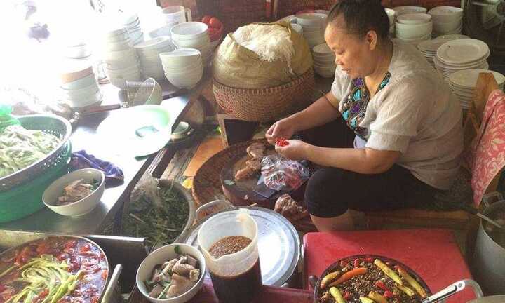 'Bún mắng cháo chửi' Hà Nội lên truyền hình CNN: Doanh thu tăng chóng mặt