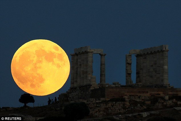 Nguyệt thực toàn phần ảnh hưởng đến giấc ngủ và tâm trạng con người