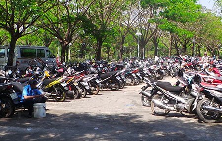 Cảnh báo: Ngồi yên xe nóng làm giảm chất lượng tinh trùng