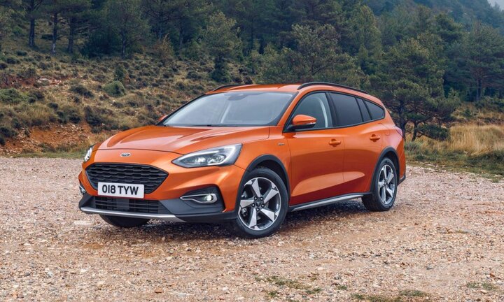 Ford giảm giá mạnh nhiều mẫu xe trong tháng 8