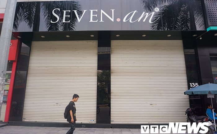 Cửa hàng đồng loạt đóng cửa, 'sếp' Seven.AM nói gì?