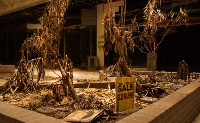 Loạt trung tâm thương mại sang chảnh bị bỏ hoang khắp nước Mỹ