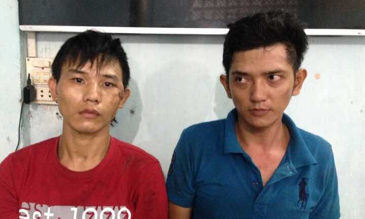 Người mẹ dũng cảm quật ngã 2 tên cướp lấy lại iPhone của con