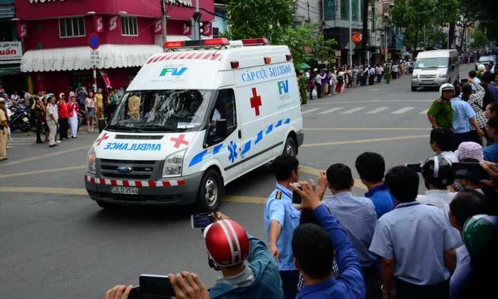 Tổng thống Pháp được hỗ trợ y tế thế nào khi ở TP.HCM?
