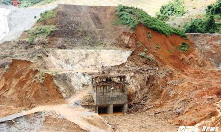 Điều đặc công, thợ lặn tìm kiếm công nhân mất tích tại thủy điện Sông Bung 2