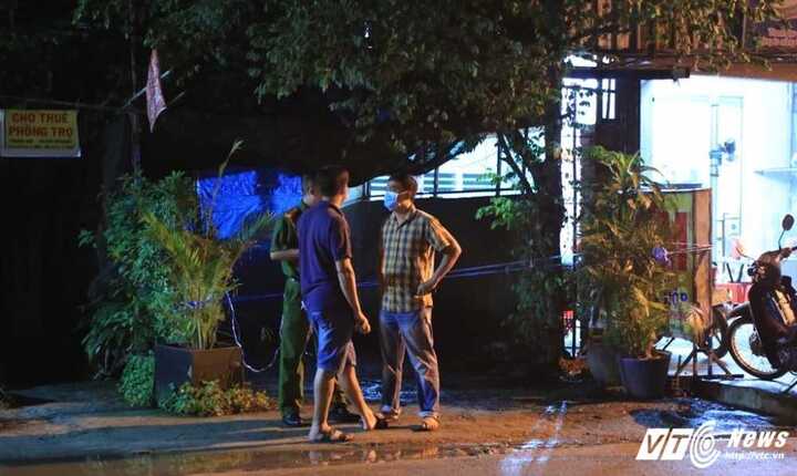 Chủ quán cà phê chết bất thường