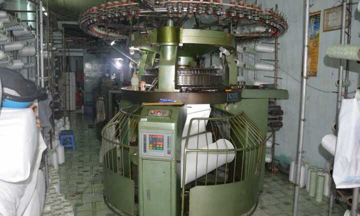 Đau đớn nhìn hàng Trung Quốc 'đánh sập' làng dệt Bảy Hiền