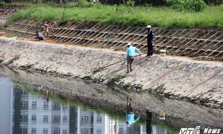 Bí thư chi bộ xã tử vong khi làm vệ sinh môi trường