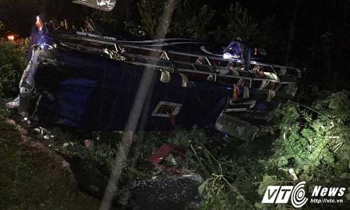 Lật xe khách thảm khốc ở Quảng Nam: Xác định danh tính 16 nạn nhân