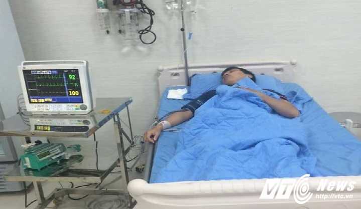 Mắc căn bệnh quái ác, chàng trai nghèo vẫn tốt nghiệp ĐH loại giỏi