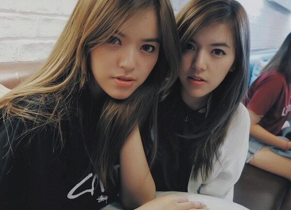 Ngắm nhan sắc của cặp chị em song sinh xinh đẹp gây 'hot' nhất cộng đồng mạng