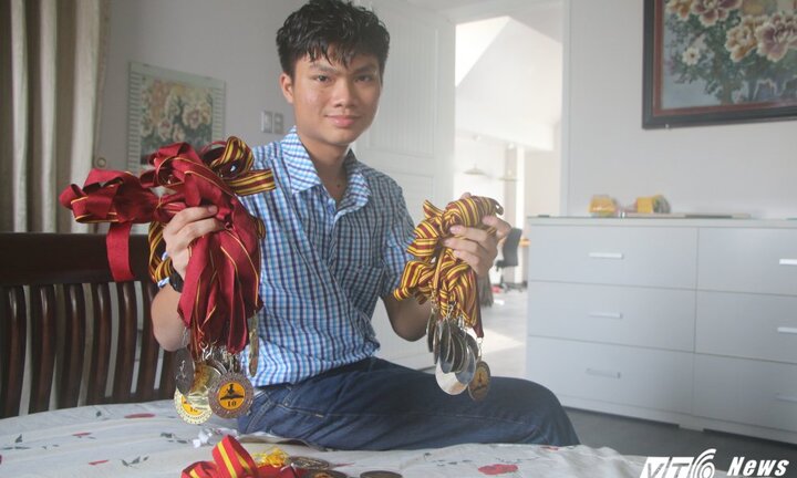 'Chàng trai trốn học' mê game giành học bổng du học ‘khủng’