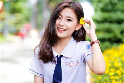 Nữ sinh xinh đẹp 99 cover 'Có anh rồi mất anh' đốn tim dân mạng