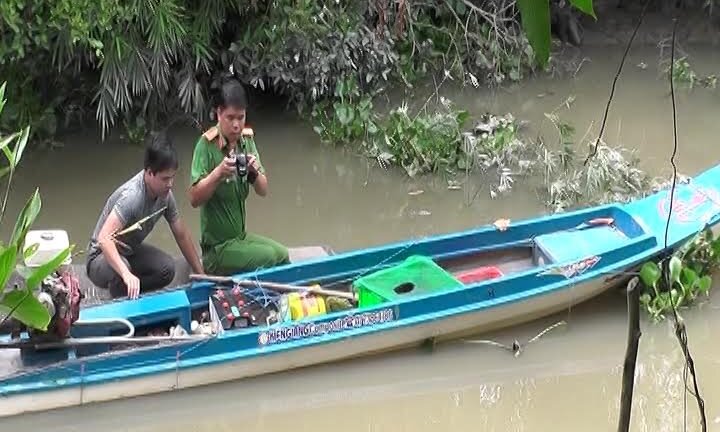 Dùng xung điện đánh cá trên sông, người đàn ông chết thương tâm