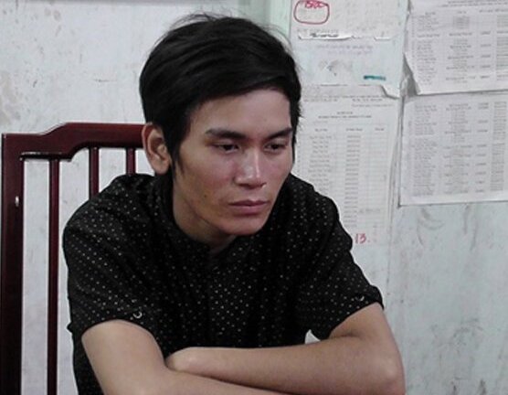 Trộm xe máy trong đêm đang mang đi cất giấu thì bị bắt giữ