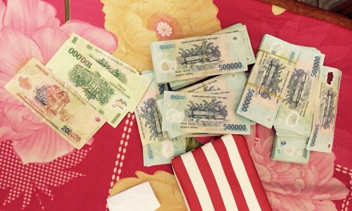 Triệt phá đường dây ghi lô đề cả tỷ đồng mỗi ngày ở TP.HCM