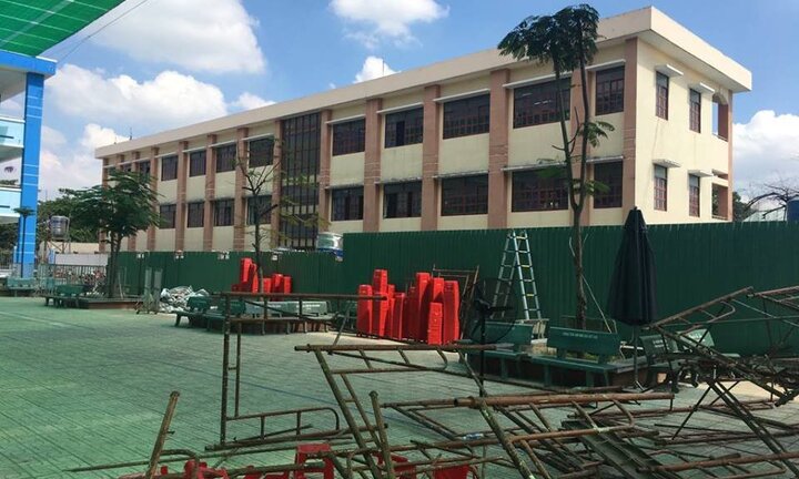 Giáo viên kể khoảnh khắc hoảng loạn của học sinh khi giàn giáo đổ sập trong lễ mít tinh 20/11