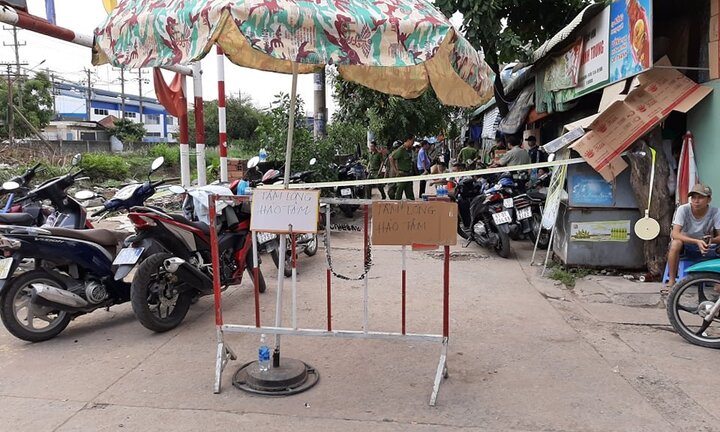 Hiện trường vụ án 3 người trong gia đình thiệt mạng ở Bình Dương