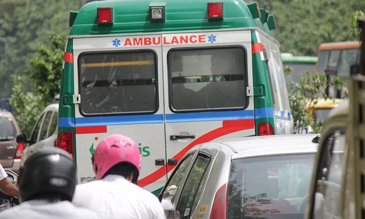 Không có xe cấp cứu, sản phụ đẻ non và mất con trên đường cuốc bộ 20 km đến bệnh viện