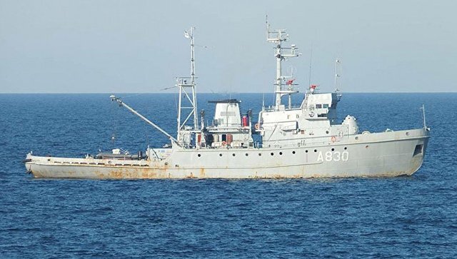 Hải quân Ukraine sẵn sàng đụng độ vũ trang với Biên phòng Nga tại eo biển Kerch