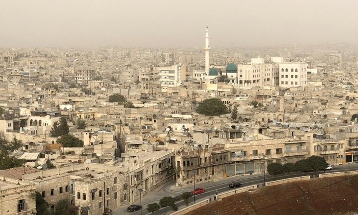 Israel dội tên lửa vào Syria trong đêm