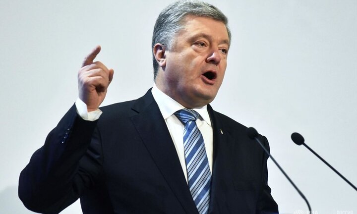 Tổng thống Ukraine công kích đối thủ: Hãy chơi đẹp và đáng mặt đàn ông