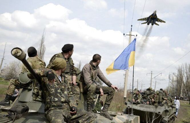 Tướng Ukraine cảnh báo hậu quả nếu đối đầu quân sự với Nga