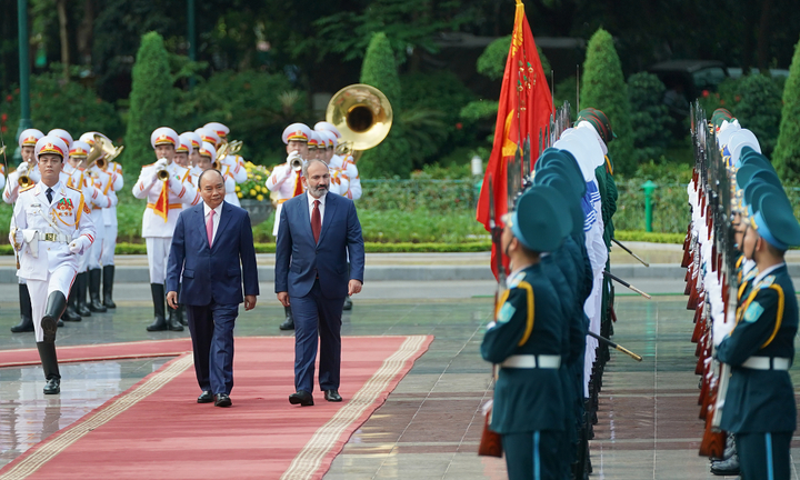 Thủ tướng Nguyễn Xuân Phúc đón, hội đàm với Thủ tướng Armenia