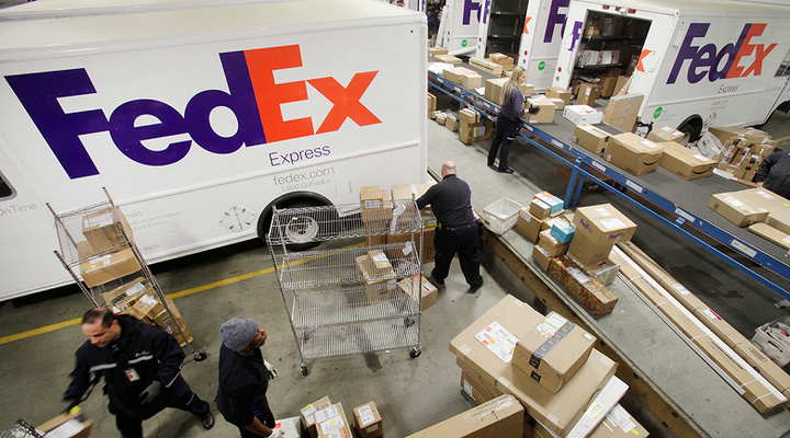 Các gói hàng Huawei bị chuyển sang Mỹ: FedEx khẳng định nhầm lẫn, Trung Quốc bác bỏ