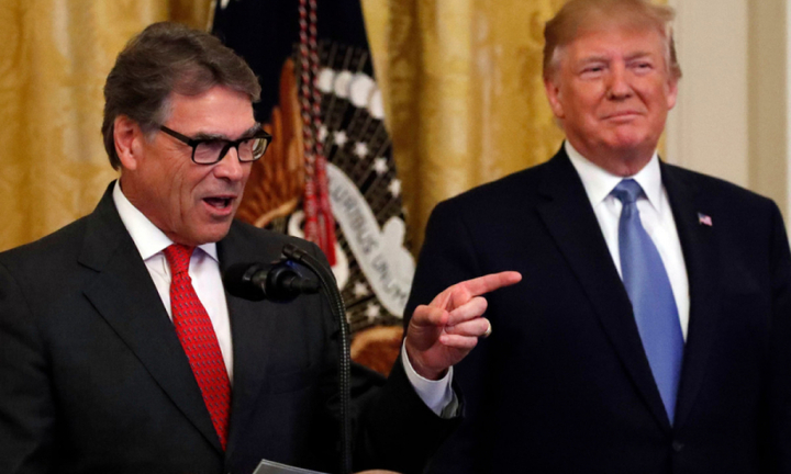 Tổng thống Trump tiết lộ danh tính người ‘xúi’ ông gọi điện cho lãnh đạo Ukraine