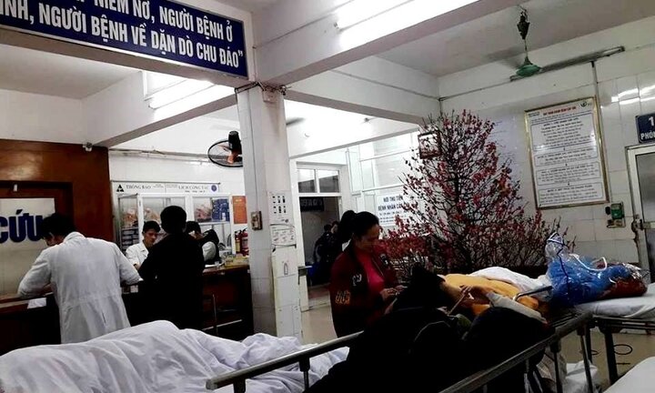 3 ngày nghỉ Tết, bệnh nhân cấp cứu gấp 5 lần ngày thường