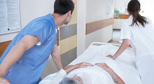 Uống an cung ngưu hoàng hoàn, bệnh nhân bị xuất huyết dưới da