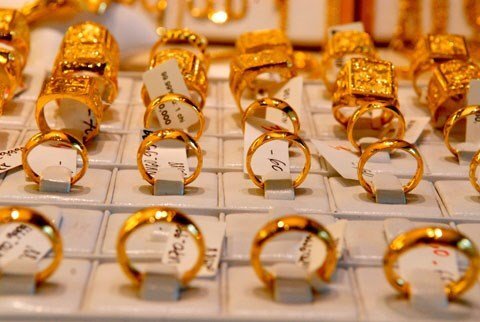 Giá vàng hôm nay 19/4: USD xuống thấp, giá vàng tăng trưởng mạnh