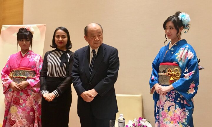 Việt Nam sắp được ăn trứng gà sạch và bổ dưỡng như Nhật Bản